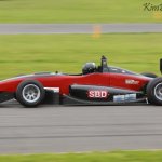 Comment améliorer les performances d'une voiture de course F3 avec Artec Leo ?